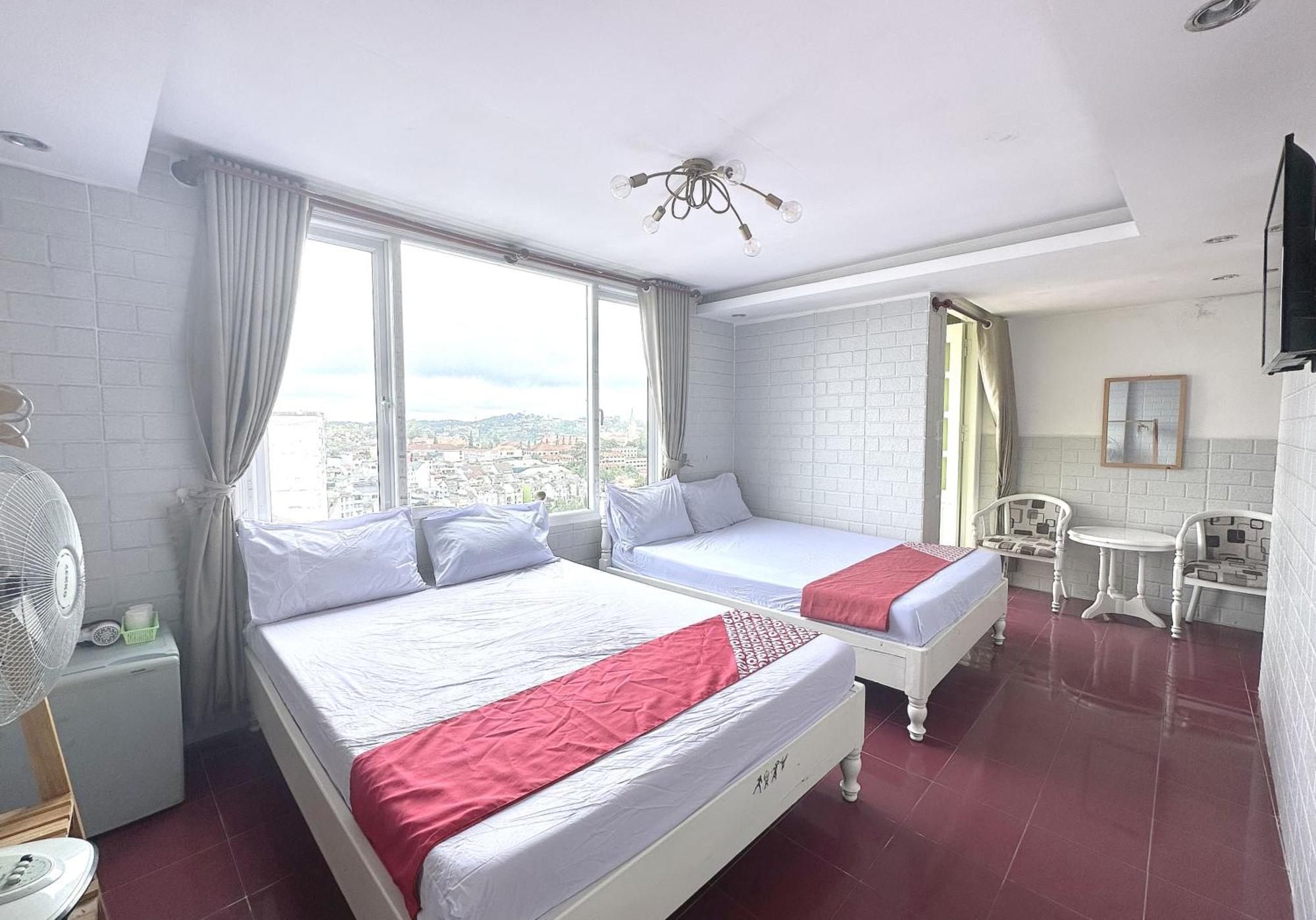 Oyo 1196 Le Vu Hotel Da Lat Zewnętrze zdjęcie