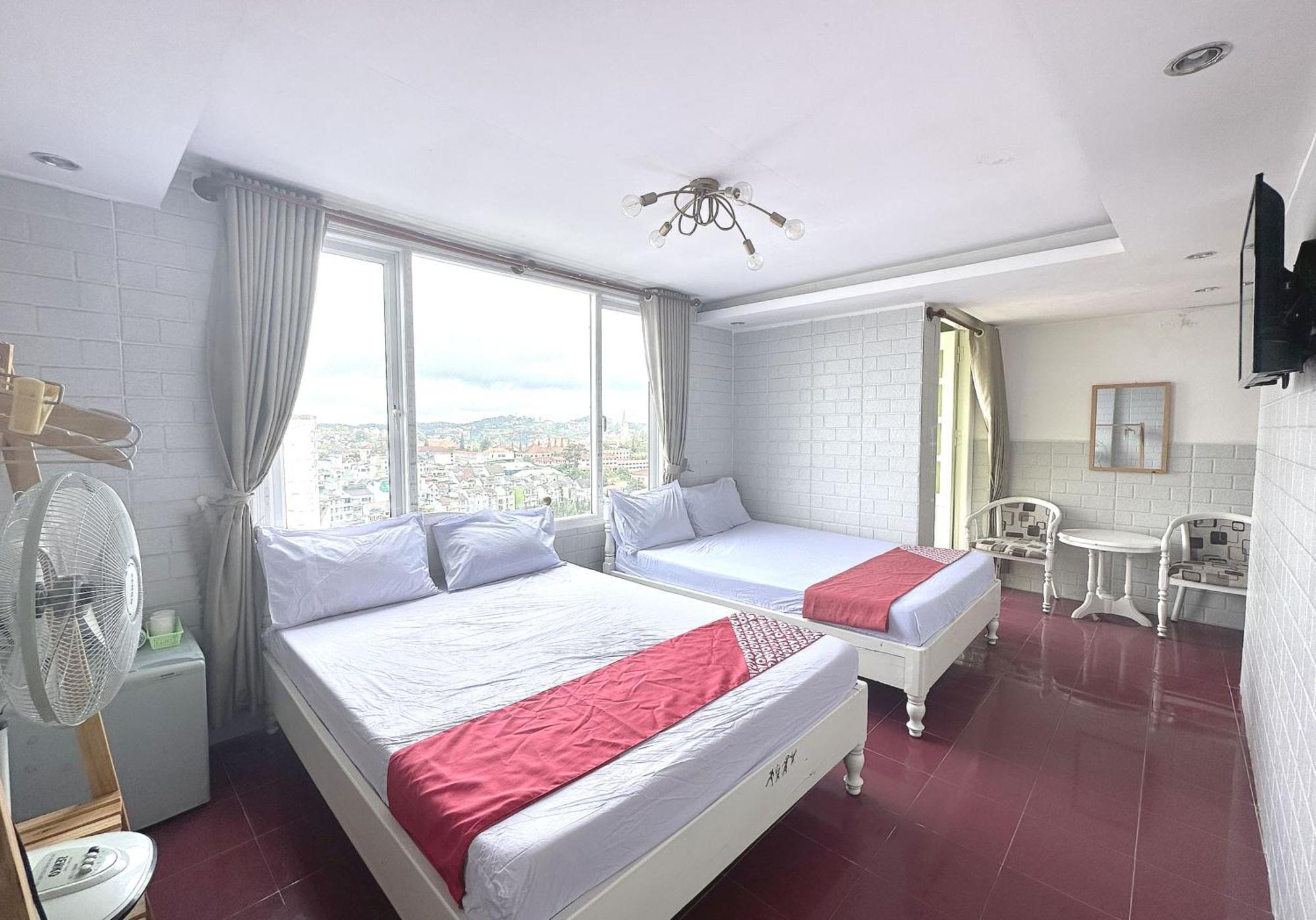 Oyo 1196 Le Vu Hotel Da Lat Zewnętrze zdjęcie