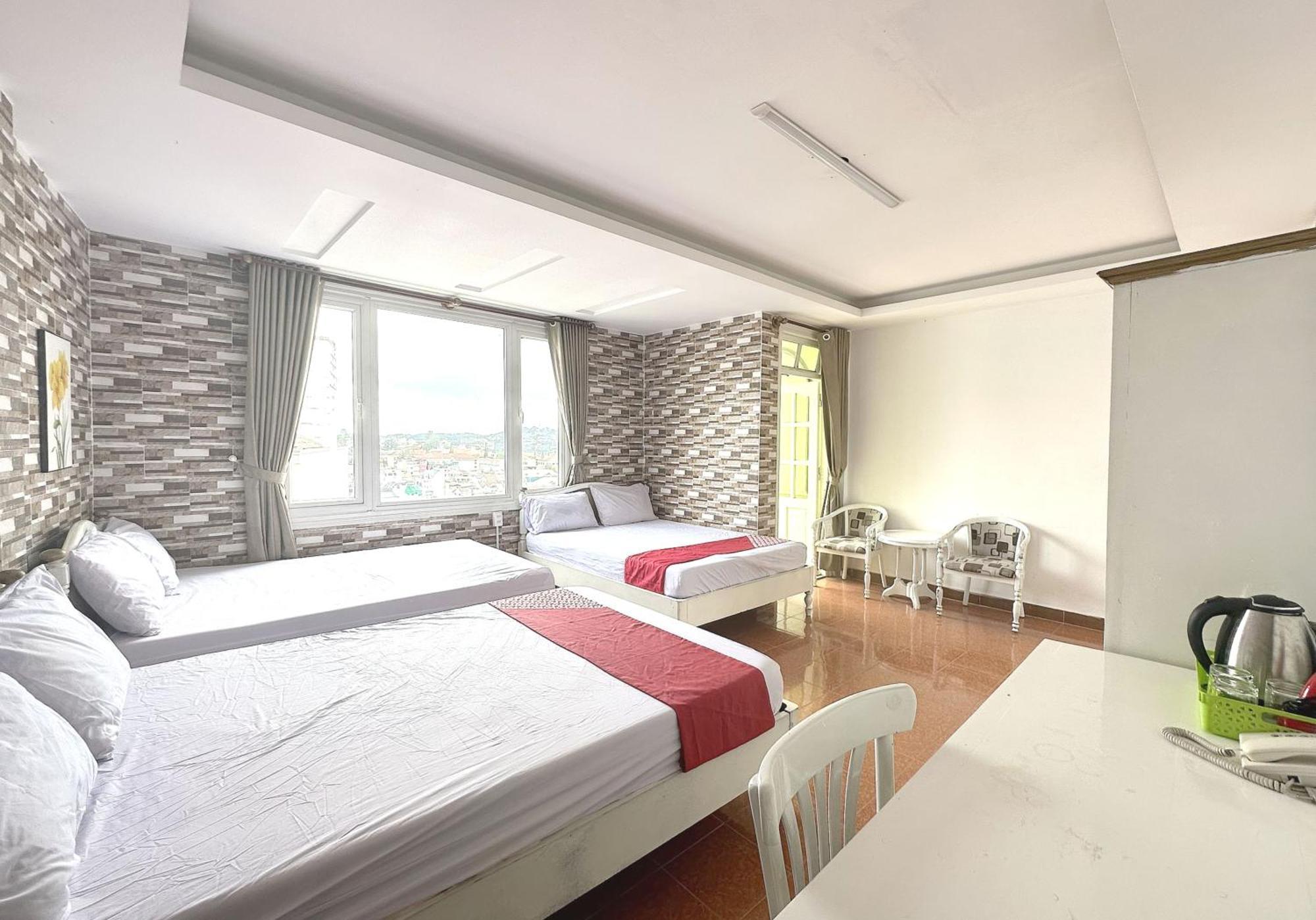 Oyo 1196 Le Vu Hotel Da Lat Zewnętrze zdjęcie