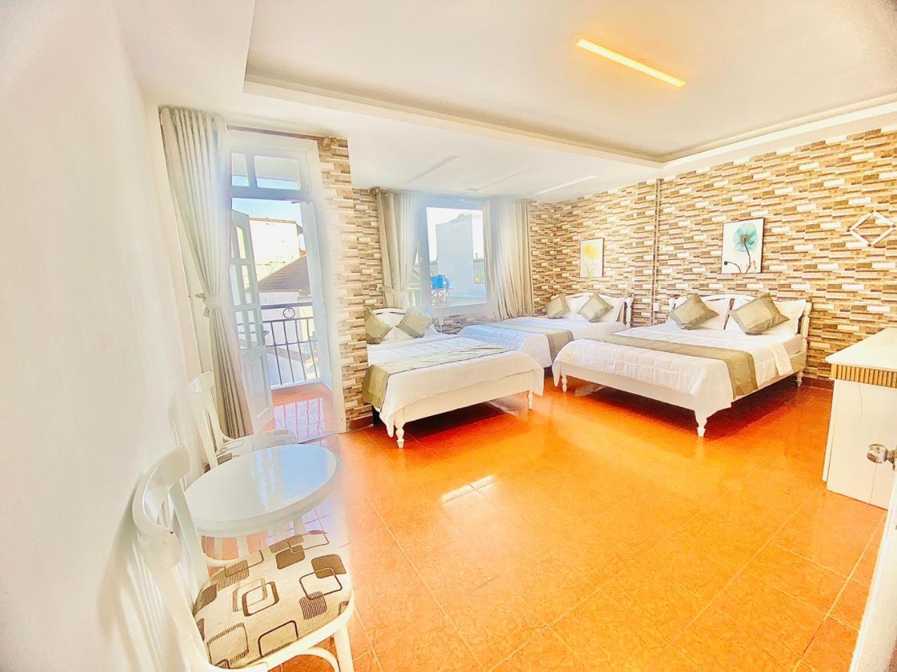 Oyo 1196 Le Vu Hotel Da Lat Zewnętrze zdjęcie