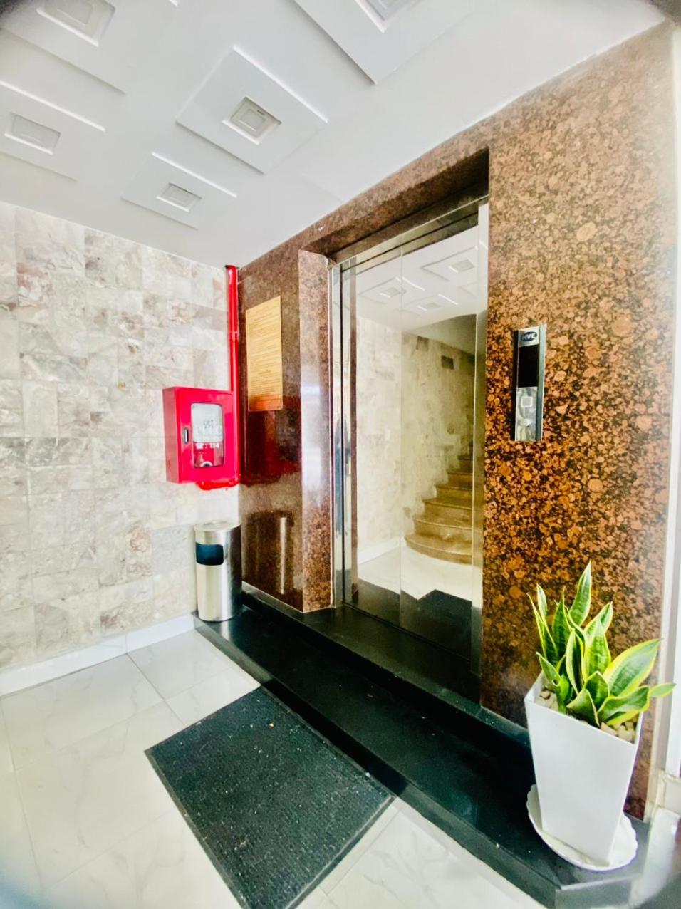 Oyo 1196 Le Vu Hotel Da Lat Zewnętrze zdjęcie